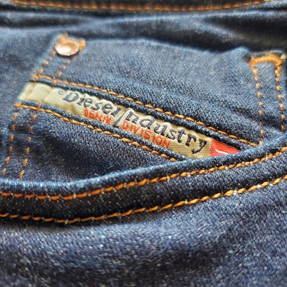 Diesel Jean's - Picture 2 of 3